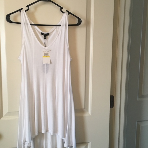 Tops - White flowy top